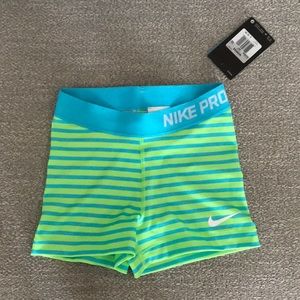 Nike pro dry fit short